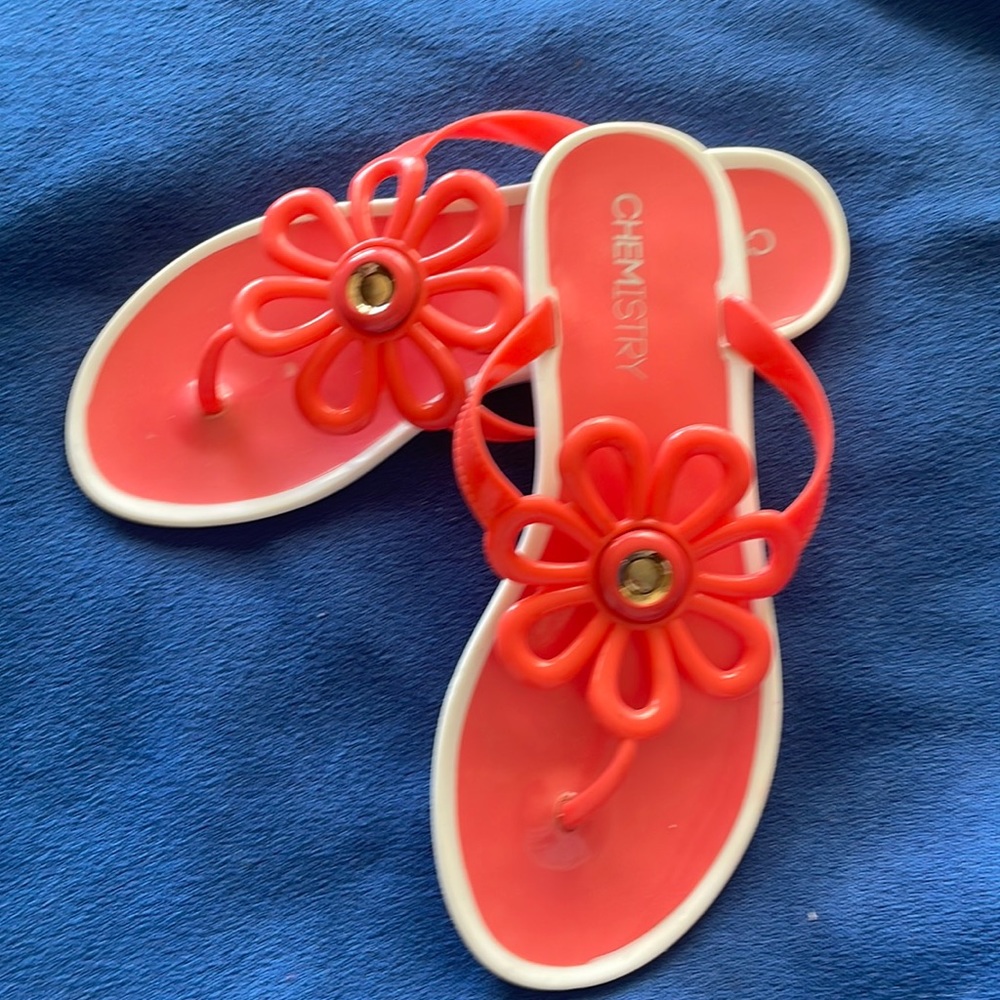 Women’s coral sandals size 6